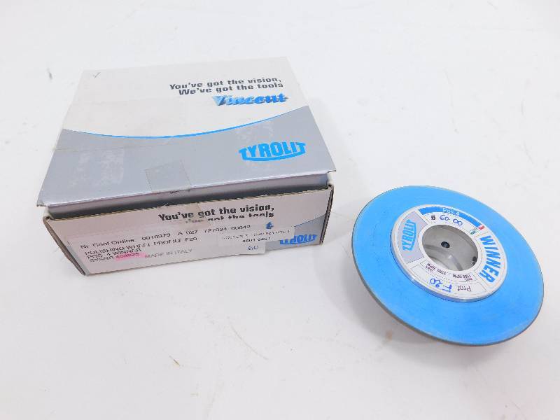 lot 123 image: Polishing Wheel