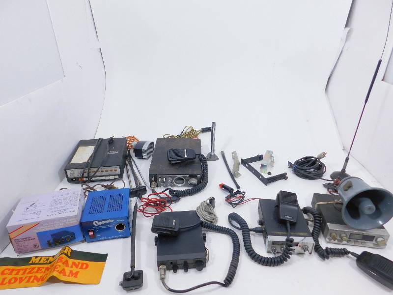 lot 87 image: Miscellaneous  CB Radio Items