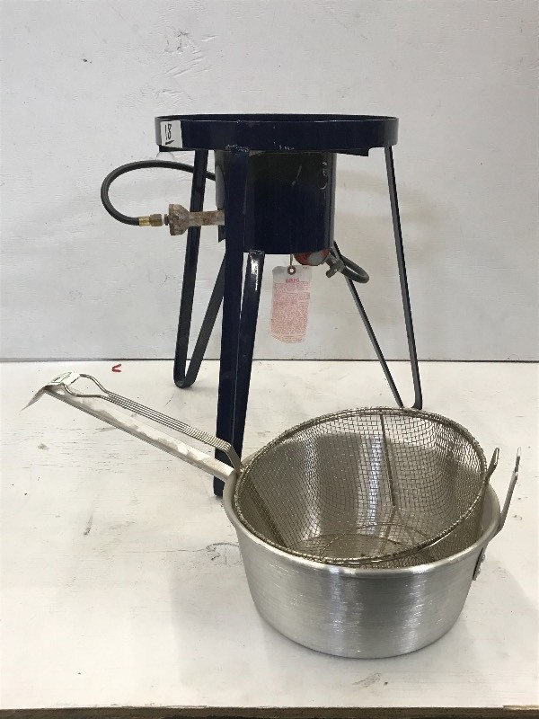lot 18 image: LP-Gas Turley Fryer Stand...