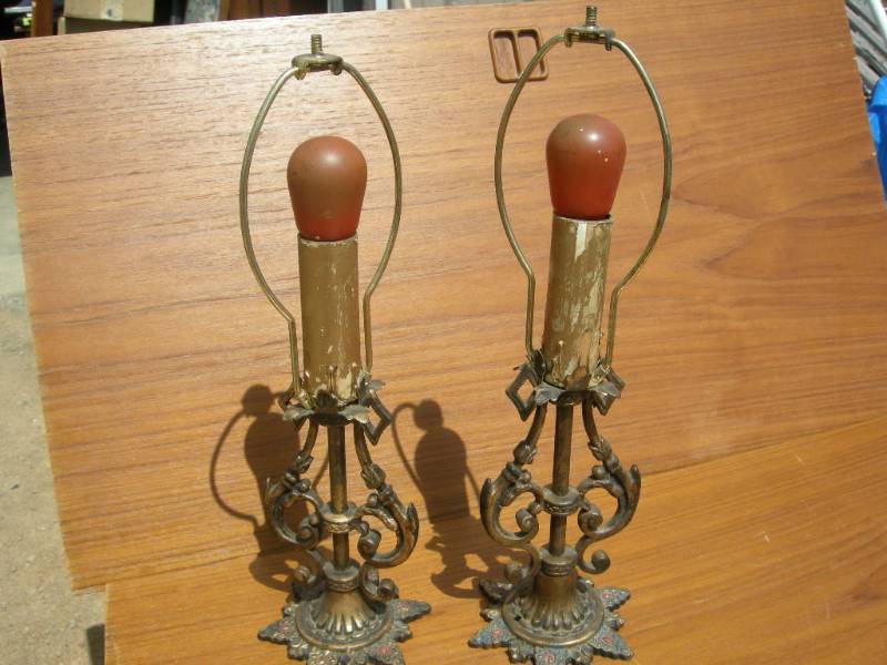lot 98 image: Pair Antique Cast Iron Lamps