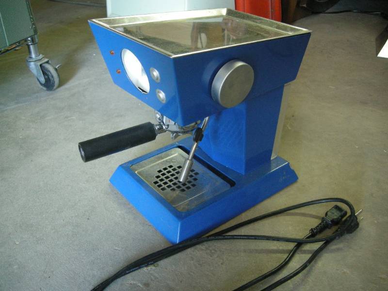 lot 148 image: Francis Francis Blue Espresso Machine