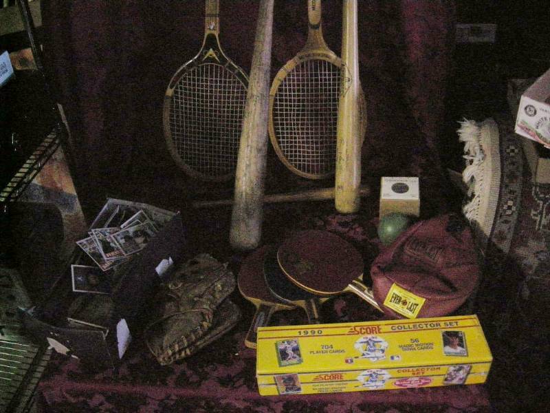 lot 176 image: Vintage Baseball, Tennis, Sports