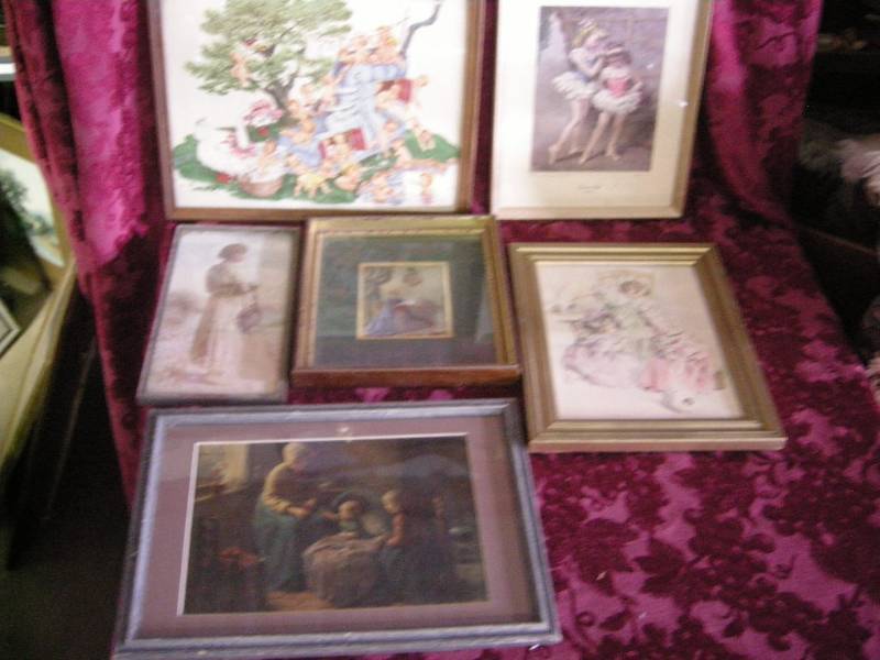 lot 202 image: Vintage Figural Prints