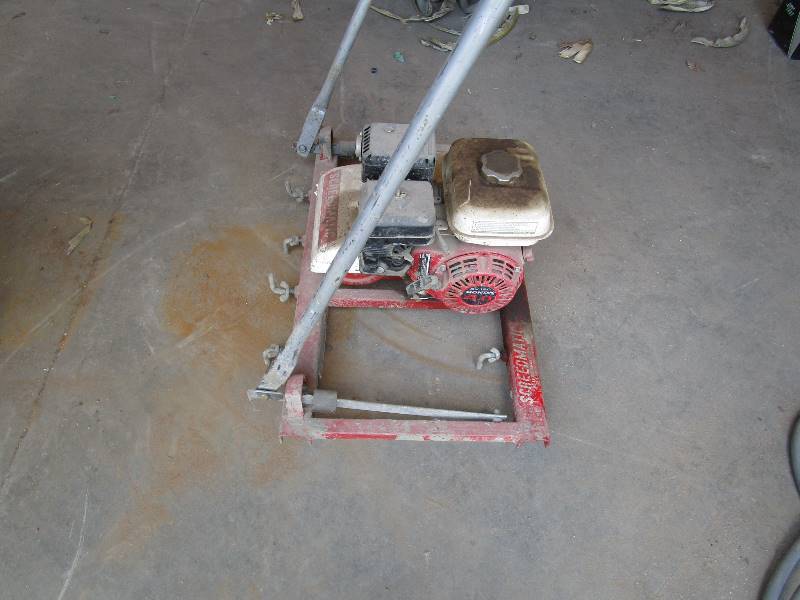 lot 4 image: Screedmatic Concrete Screed