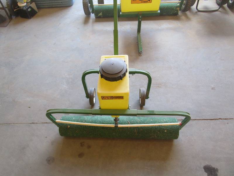 lot 10 image: FS Mfg 36 Push Weed Roller