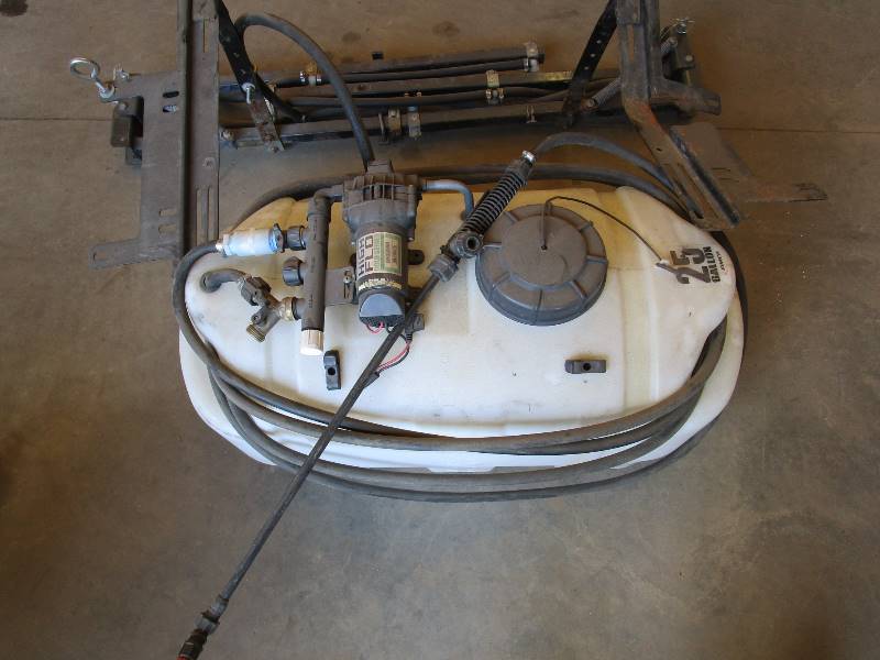 lot 13 image: Fimco 25 gal ATV Sprayer 10 Boom