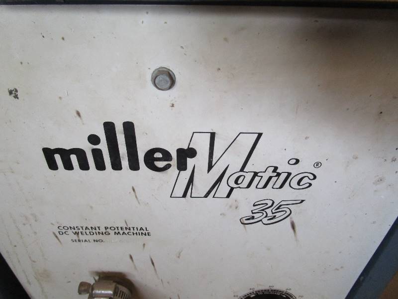 lot 33 image: Miller Matic 35 Welder