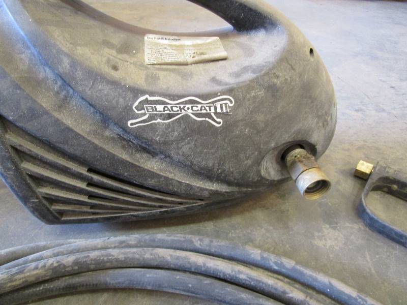 lot 67 image: Electric Pressure Washer