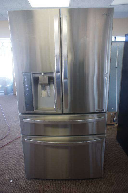 lot 3 image: NEW - SCRATCH AND DENT - LG ENERGY STAR MODEL # (LMXS30776S) - French Door Refrigerator - 35.7 - 29.7 cu ft - Stainless Steel - TESTED WORKS - MSRP $ 3999.99