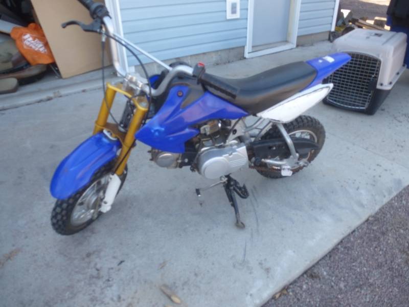 lot 4 image: 2009 Mini Bike