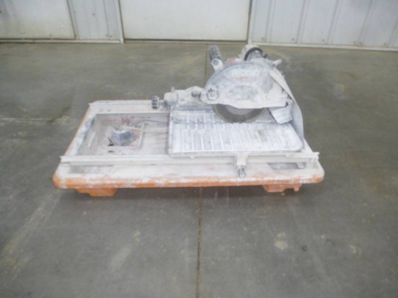 lot 17 image: Ridgid Tile Saw