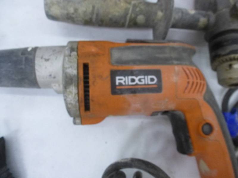 lot 39 image: Ridgid 12 Drill & Screw Gun