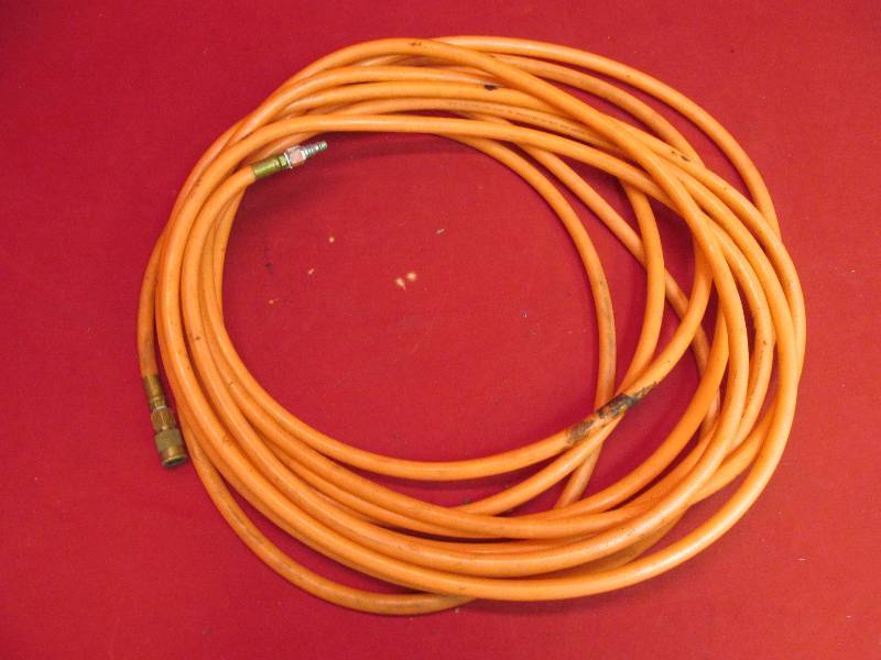 lot 24 image: air hose