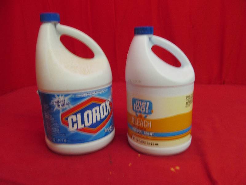 lot 33 image: bleach