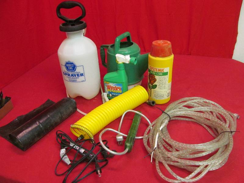 lot 41 image: yard equipment