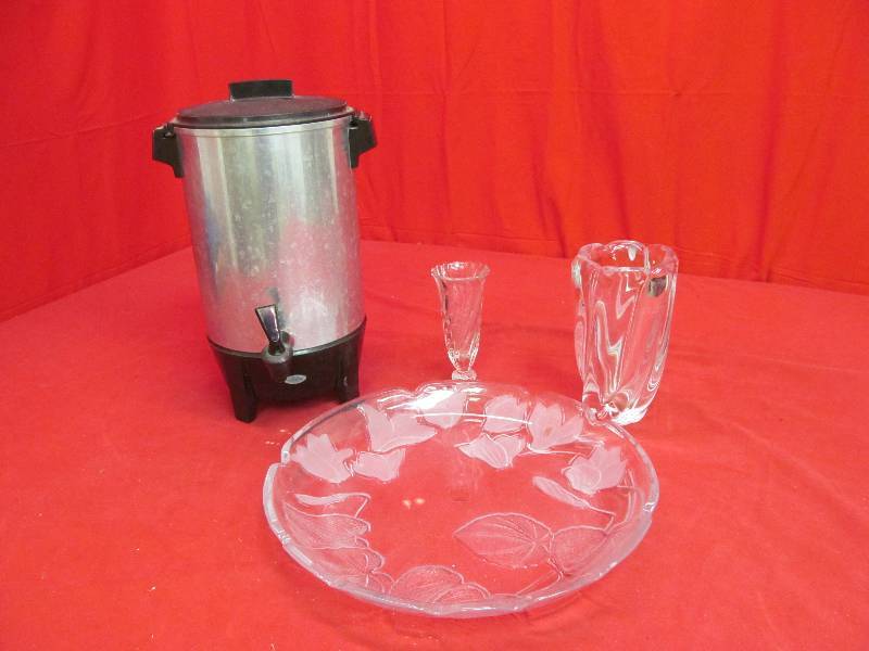 lot 44 image: household items