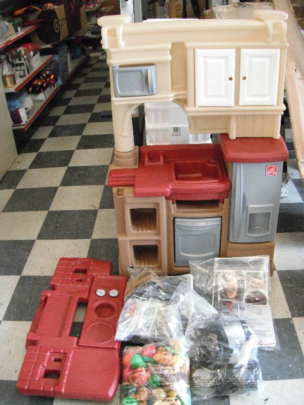 Step 2 Kitchen