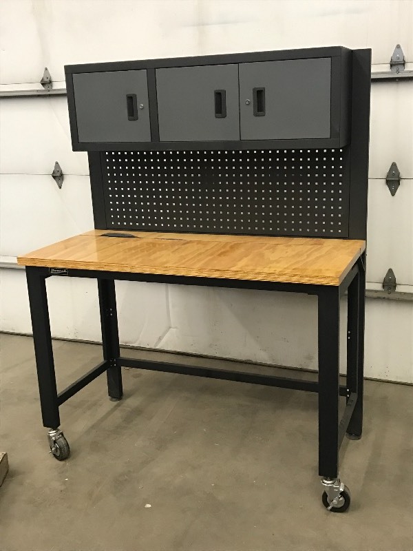 lot 9 image: Homak Rolling Work Bench