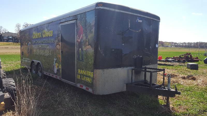 lot 8 image: 2005 Pace American Enclosed 8.5 x 24 Rear Ramp Style Trailer
