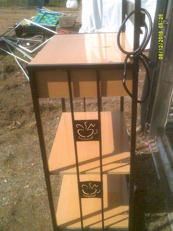 BAKERS RACK