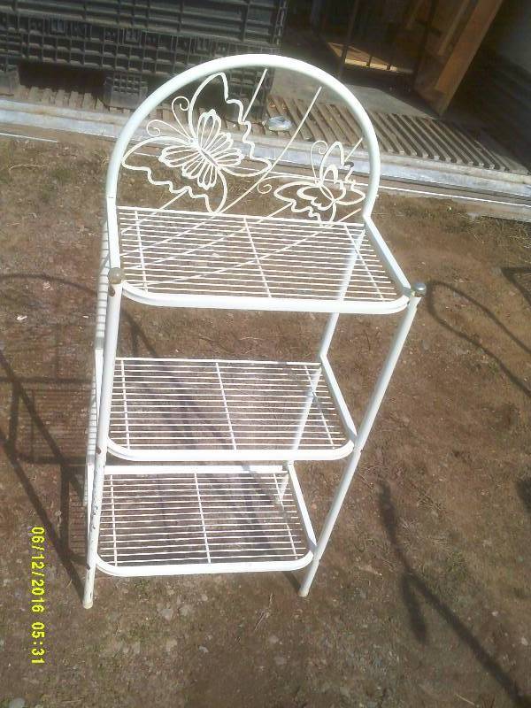 VINTAGE WIRE KITCHEN RACK