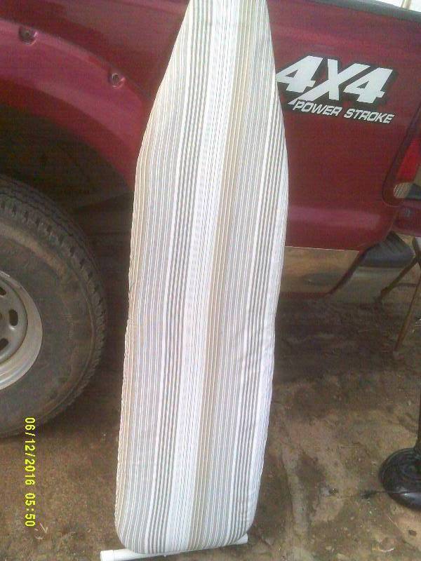 FULL SIZE IRONING BOARD