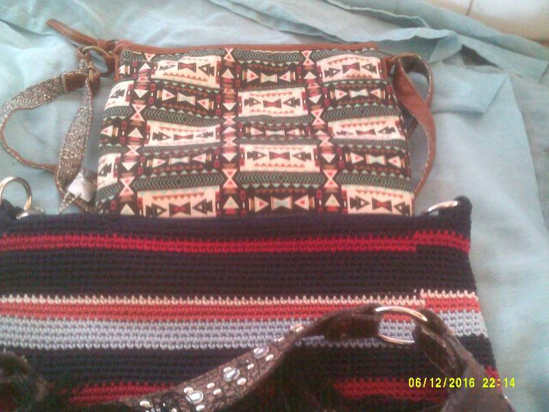4 INDIAN PURSES