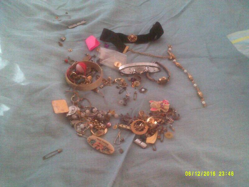 JEWLERY AND WATCHES