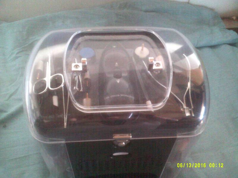 MAKEUP CASE AND EXCESSARIES