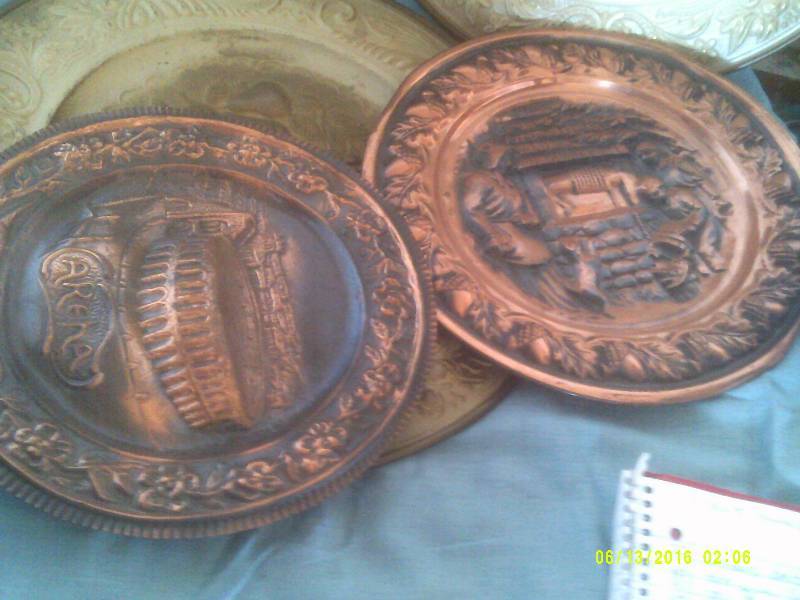 ANTIQUE METAL PLATES