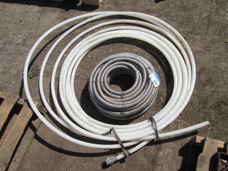 lot 53 image: aluminum conduit and plex 34 tubi...