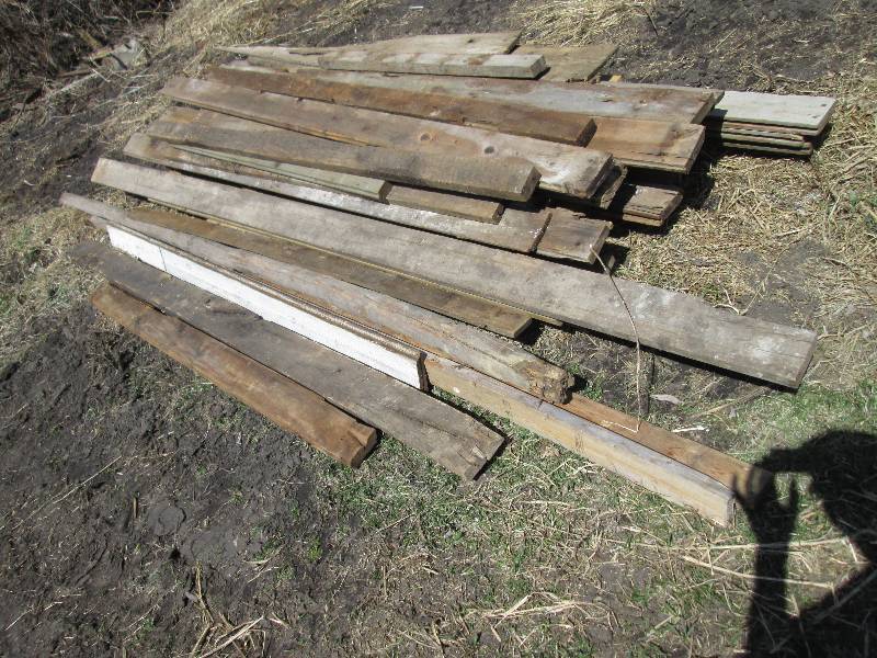 lot 89 image: miscellaneous lumber...