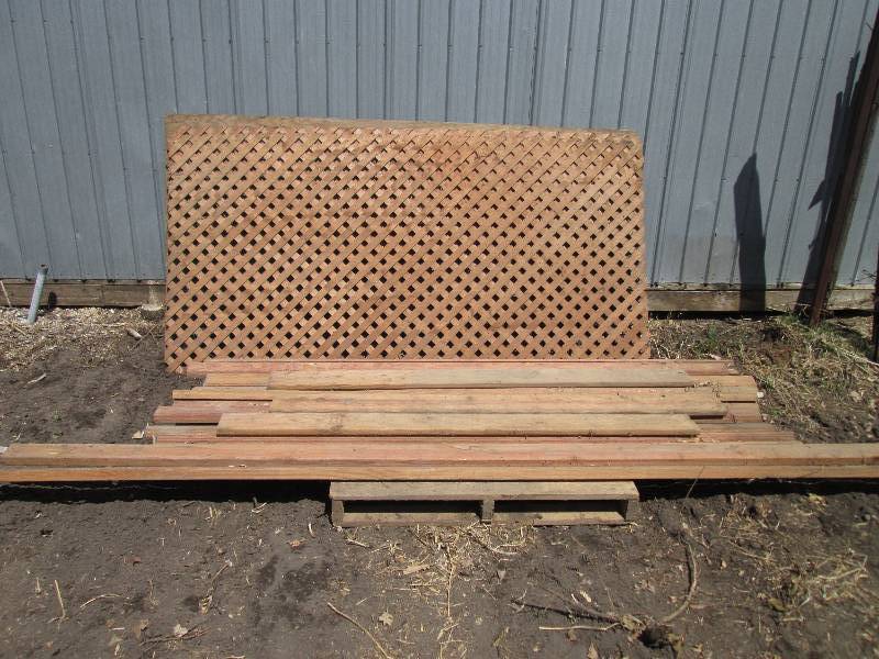 lot 103 image: wood lattice, wood guard rails and ...