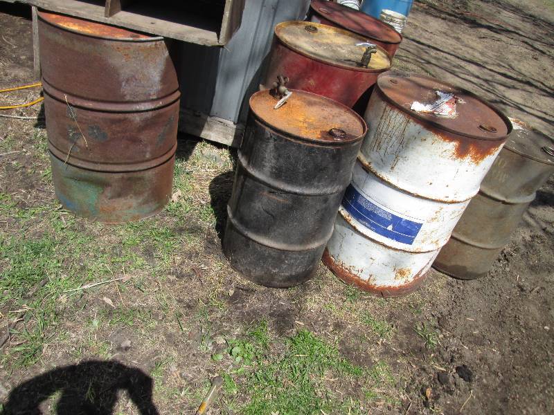 lot 109 image: 6 metal barrels...