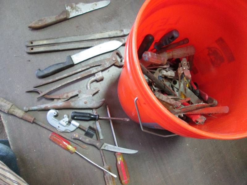 lot 123 image: miscellaneous tools - see all pics...