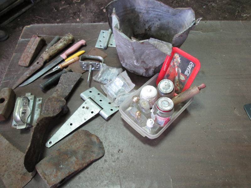 lot 130 image: miscellaneous tools and bucket and ...