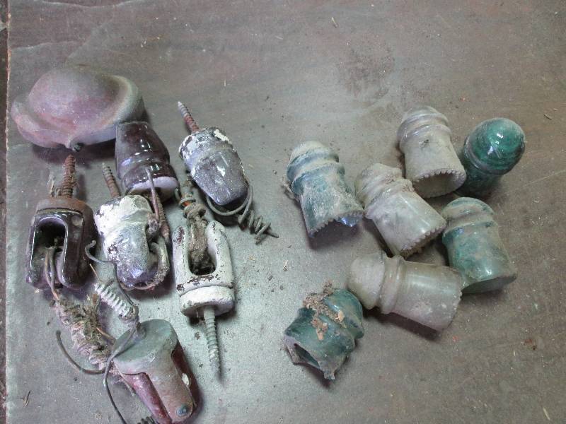 lot 135 image: insulators...