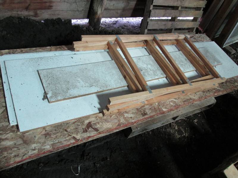 lot 157 image: 3 shelf wood shelving unit - 8 she...