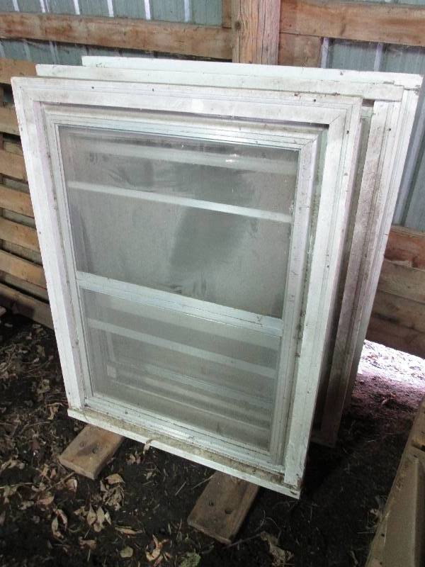 lot 158 image: 3 windows - wood frame - rough open...