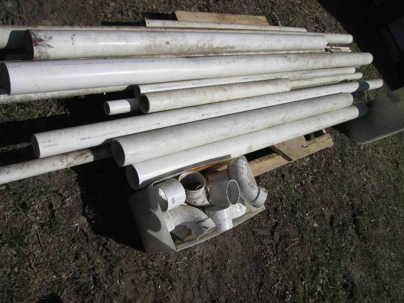 lot 198 image: PVC pip and fittings - assorted siz...