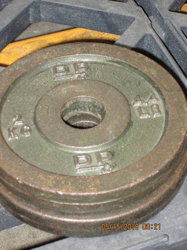 lot 60 image: 4.4LBS Weight Plates