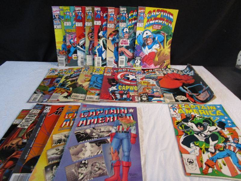 lot 69 image: 21 Marvel Comics