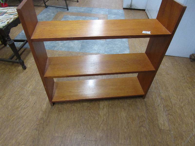lot 106 image: Book Shelf and Chair