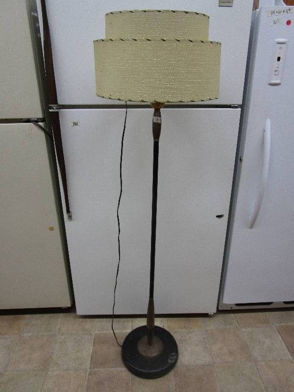 lot 100 image: Lamp and Retro Shade