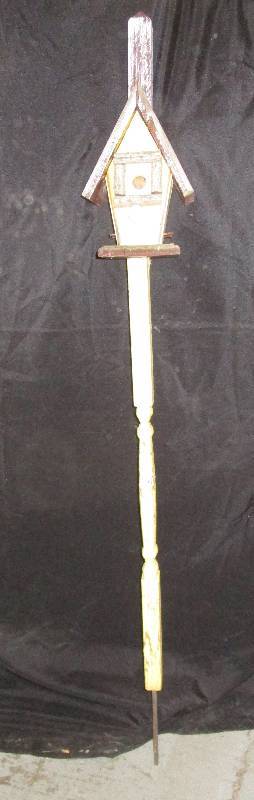 lot 151 image: Birdhouse 5 In tall
