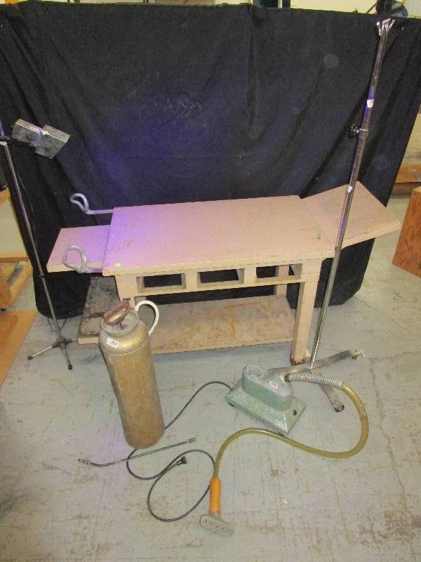 lot 152 image: Old State Hospital Haunted House Props