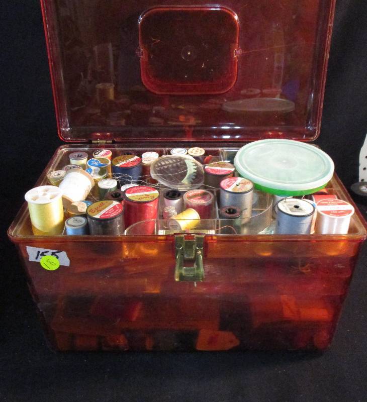 lot 18 image: Sewing box