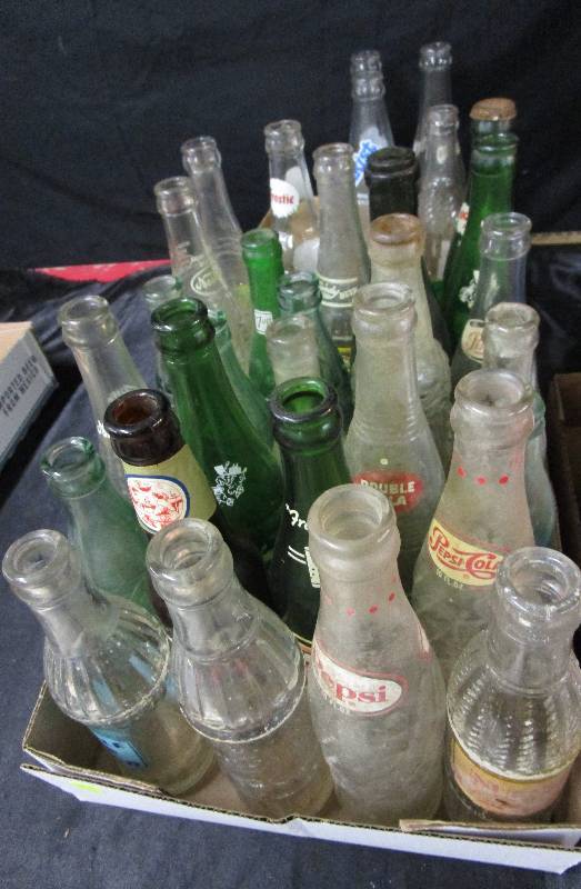 lot 24 image: Soda Pop Bottles