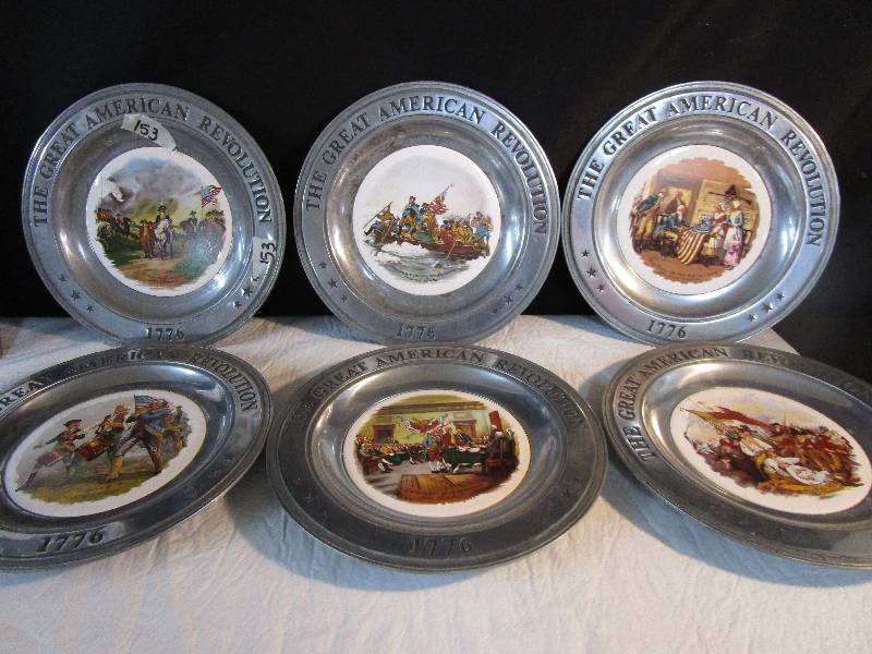 lot 29 image: 6 Collector Plates