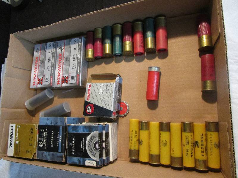 lot 32 image: Ammo